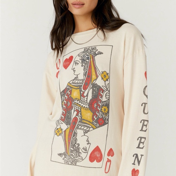 Daydreamer Tops - Daydreamer Queen of Hearts Oversized Long Sleeve Tee